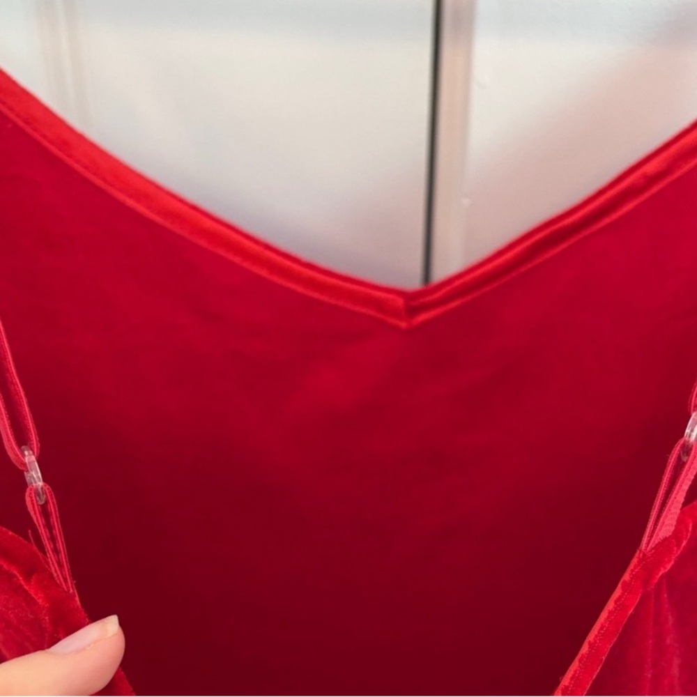 Chic Red Camisole Top - Picture 6 of 6